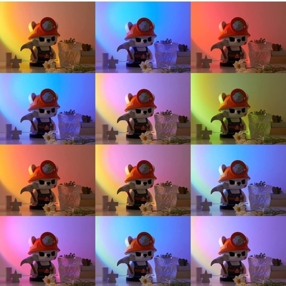 Brand New Sunset Lamp Projector Night Light with Remote & APP Control - Picture 9 of 9